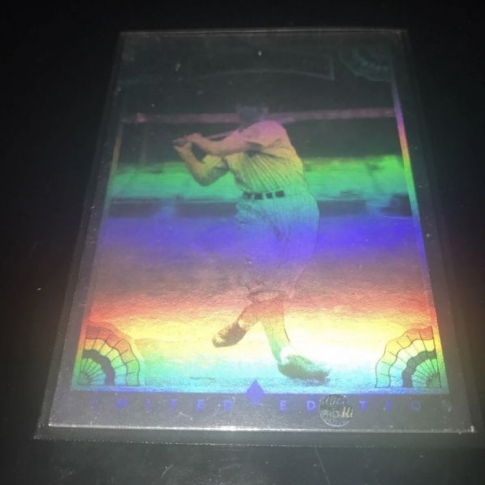 Lou Gehrig limited edition card